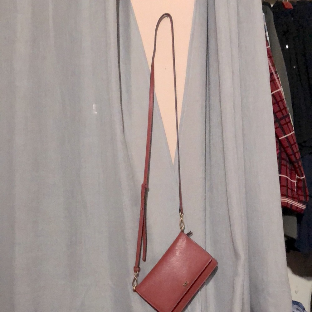 Mini Michael Kors crossbody wallet